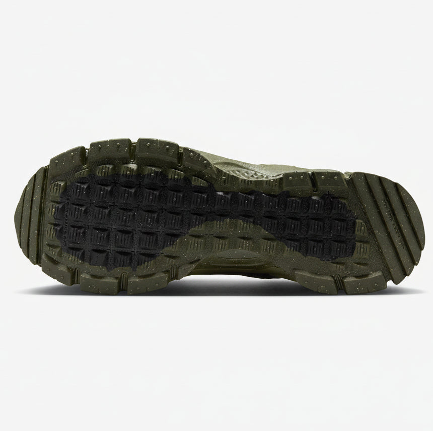 Nike Zoom Vomero Roam 'Mink' Sneakers