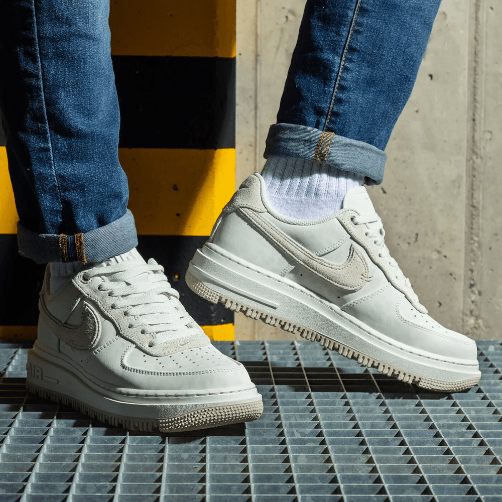 Nike Air Force 1 Luxe "Summit White"