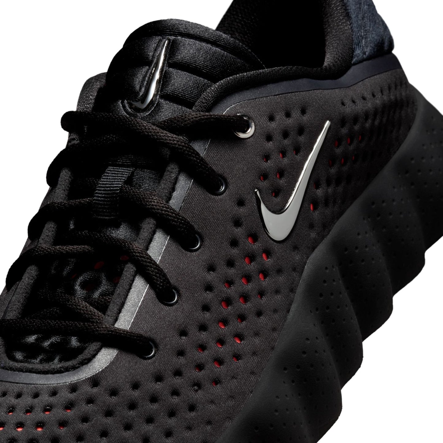 Nike Mind 002 Sneakers – Black Hyper Crimson