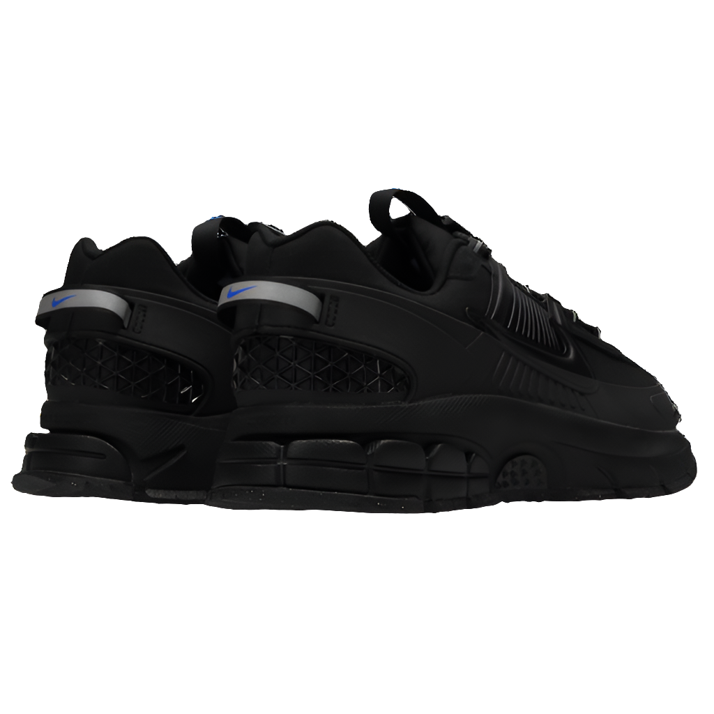 Nike Zoom Vomero Roam Black Sneakers Prestige Stride