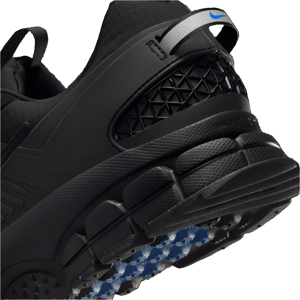 Nike Zoom Vomero Roam Black Sneakers Prestige Stride