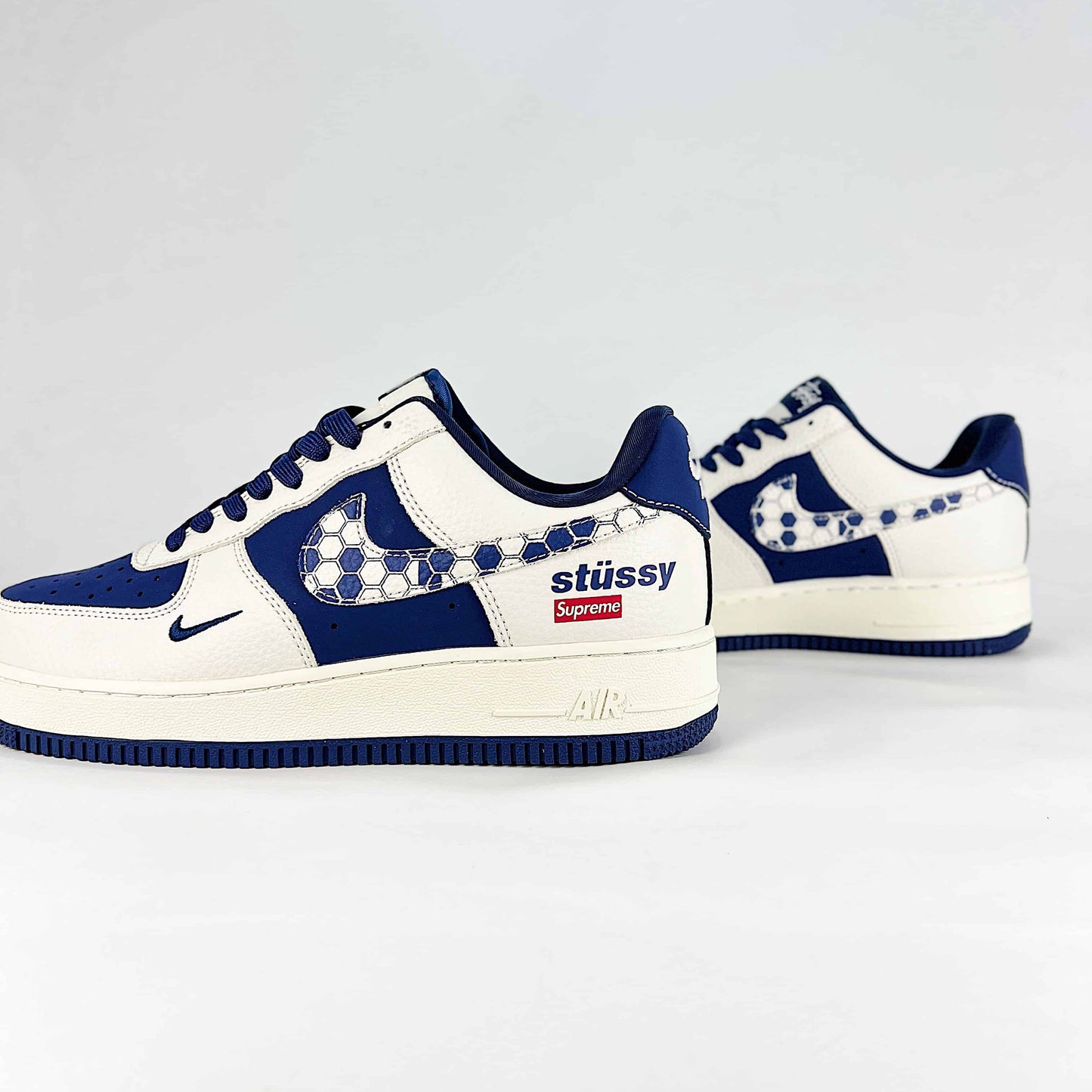 Nike Air Force 1 Sneakers