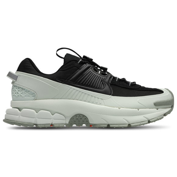 Nike Zoom Vomero Roam Black/White Sneakers Prestige Stride