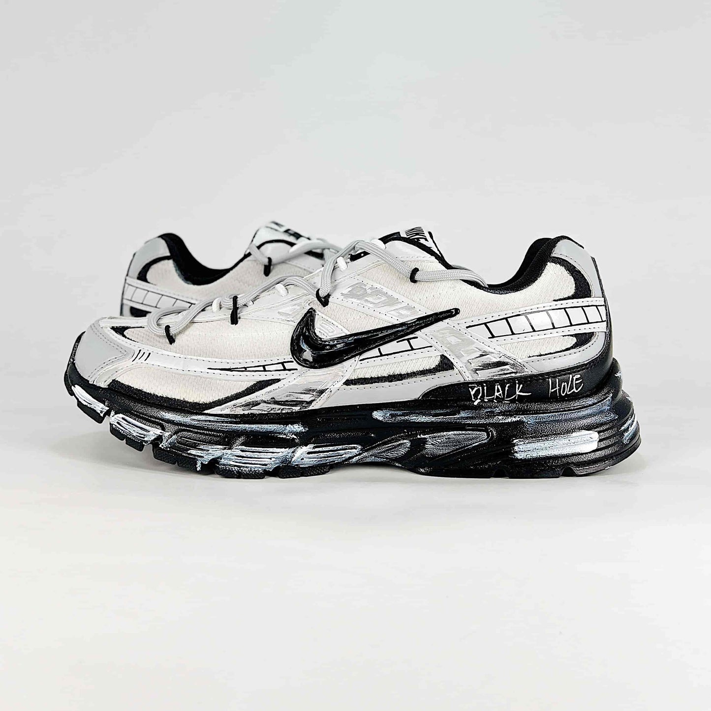 Nike Initiator Sneakers