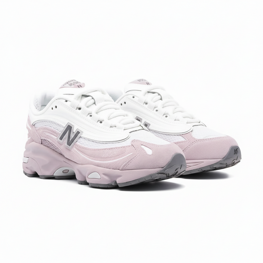 New Balance 1000 Pink Sneaker