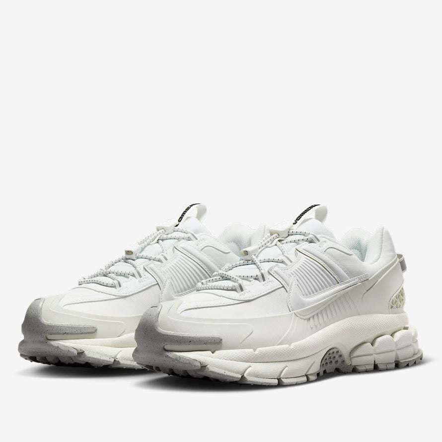 Nike Zoom Vomero Roam White Sneakers