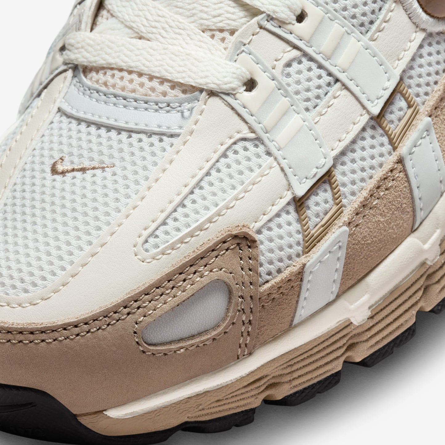 Nike P-6000 Premium Sneakers