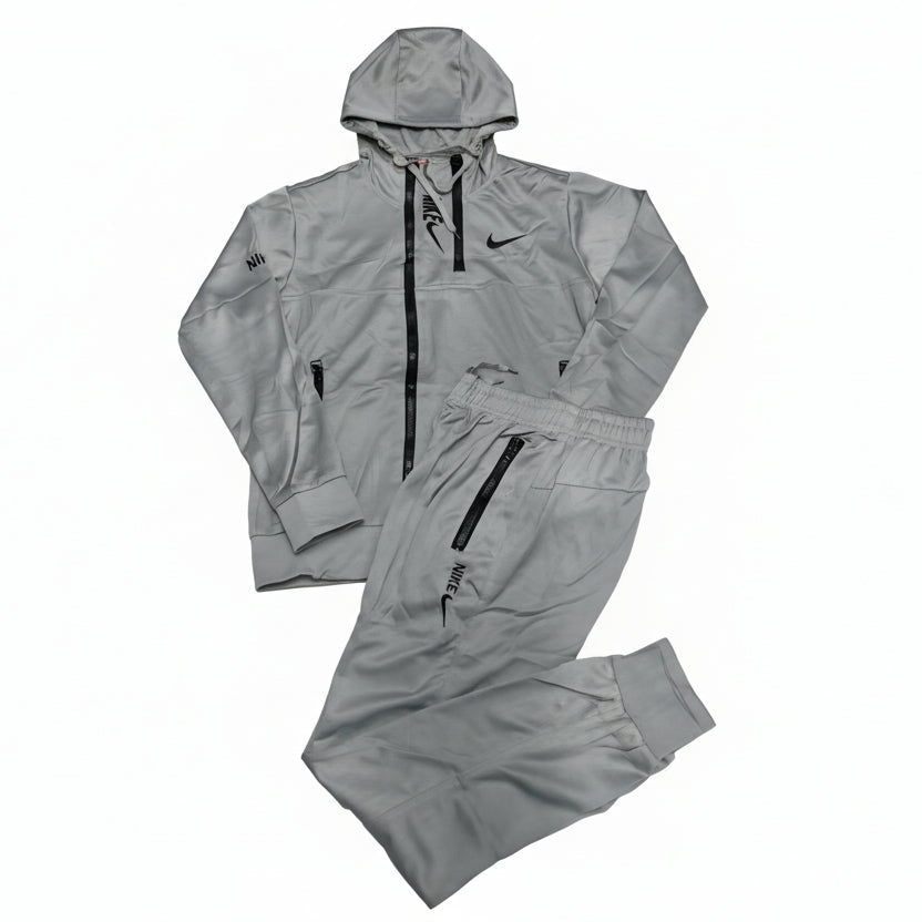 Nike tracksuit - White Logo-Tape Detailing