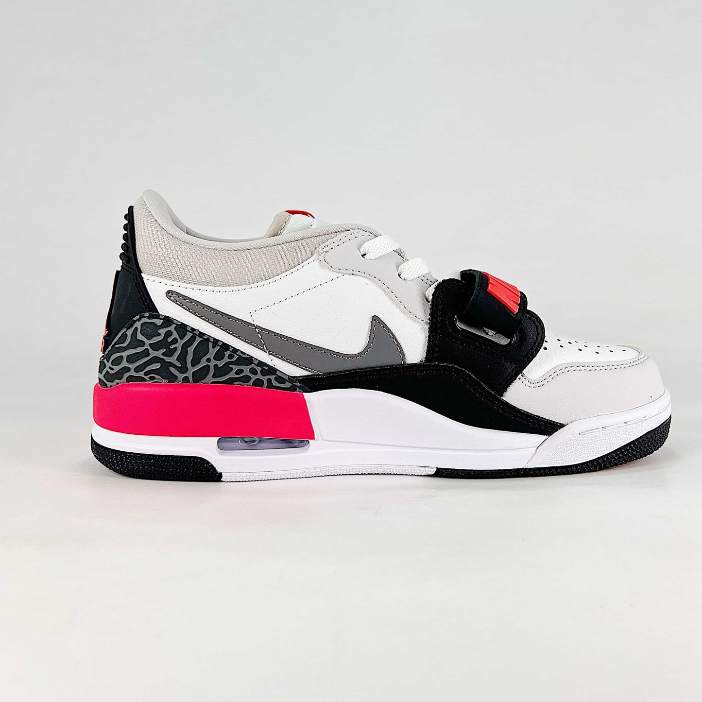 Nike Jordan Legacy 312 Low Sneakers