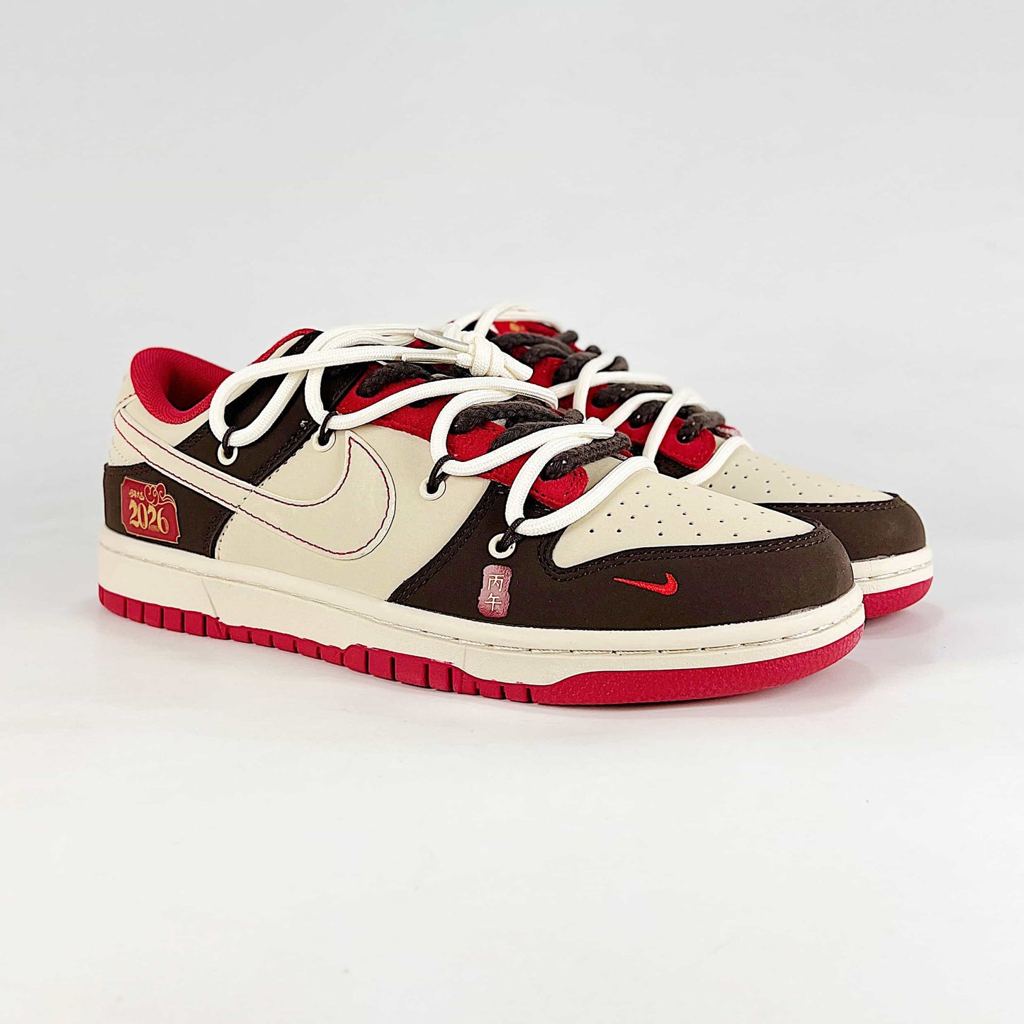 Nike SB Dunk Low Sneakers