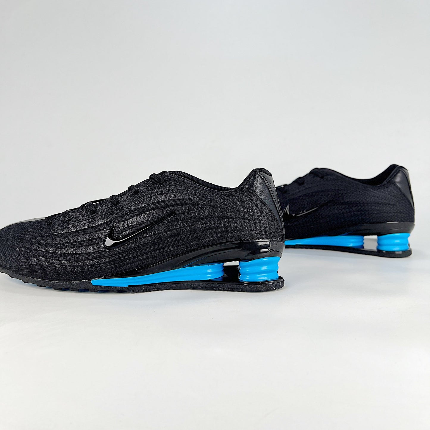 Nike Shox Z Sneakers