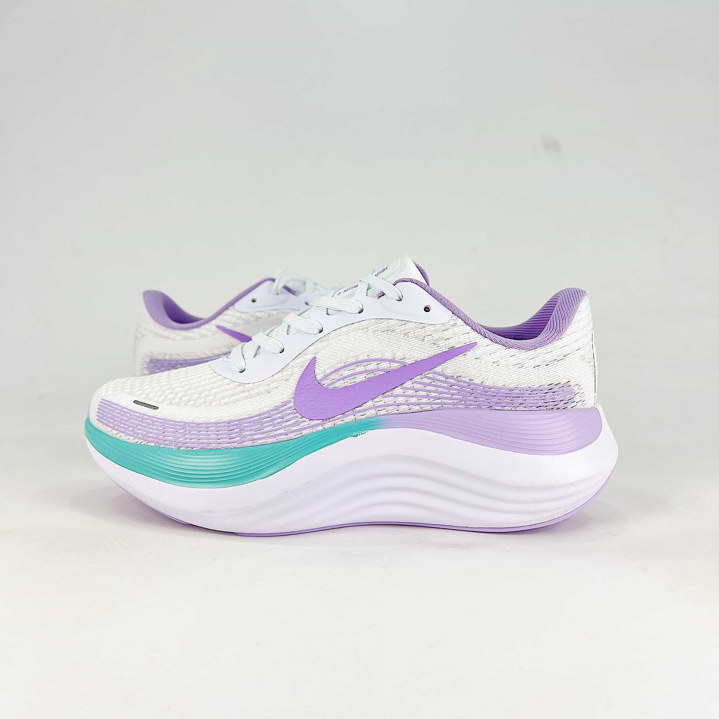 Nike Journey Run Sneakers