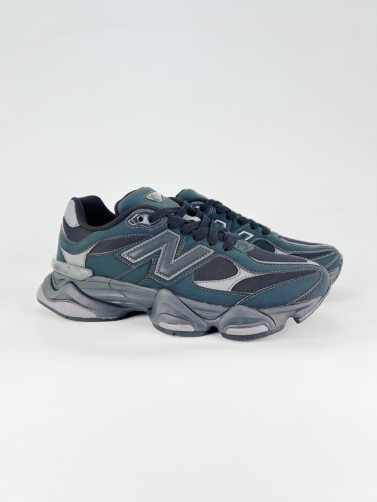 New Balance NB 9060 Sneakers