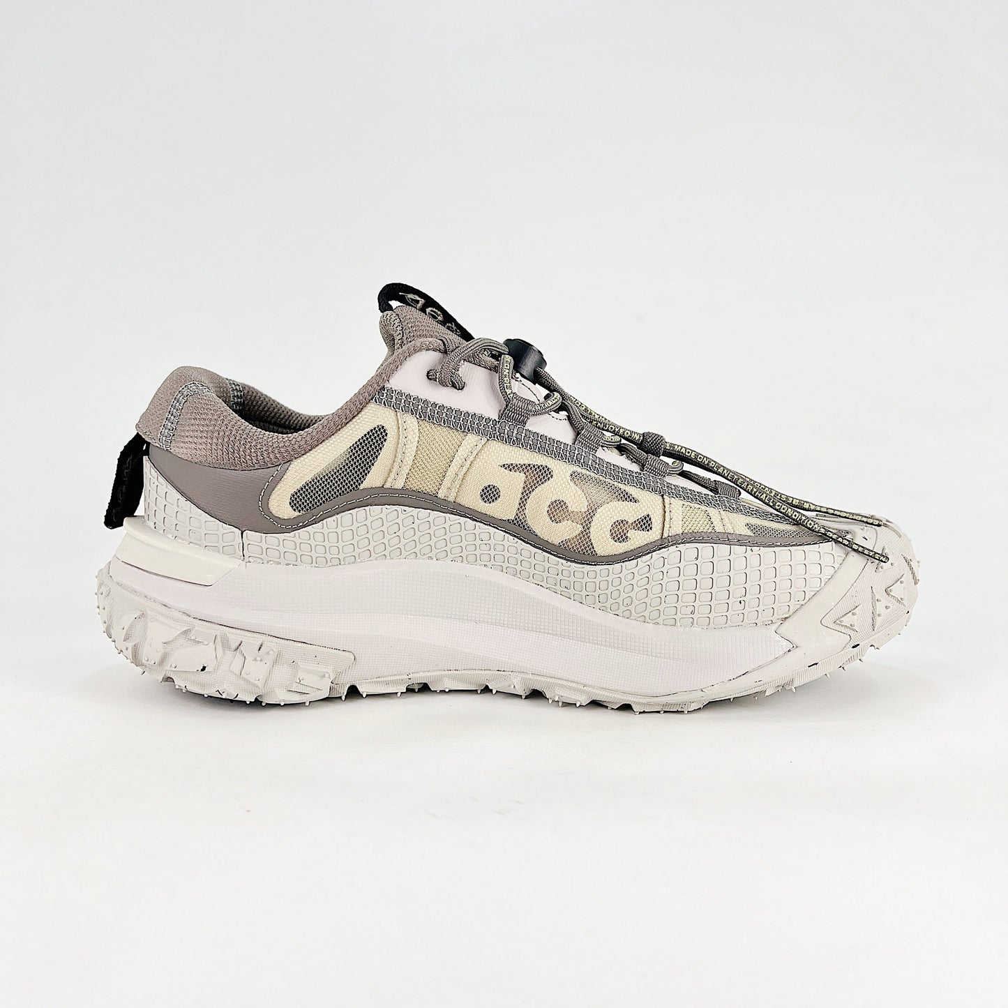 Nike ACG Mountain Fly 2 Low Sneakers