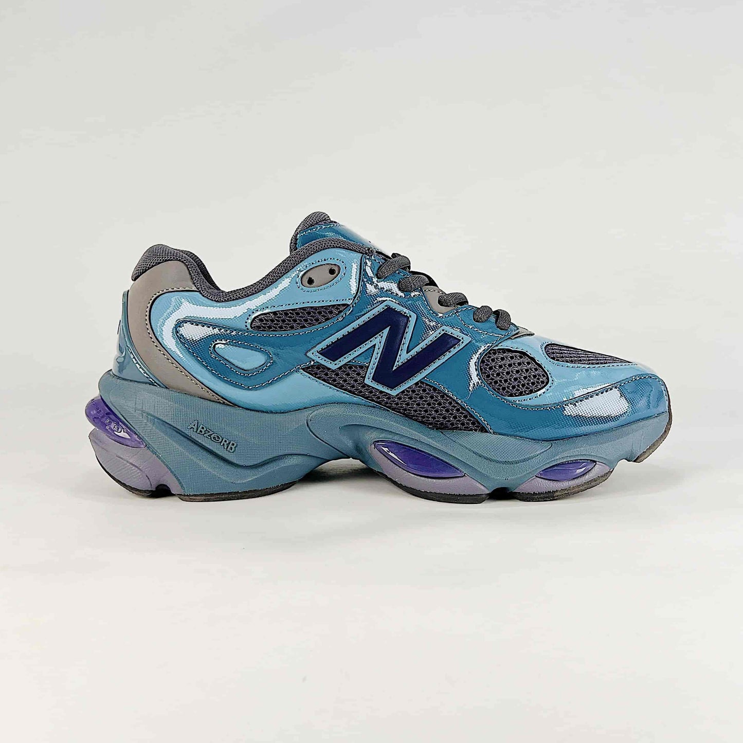 New Balance ABZORB 2000 Sneakers
