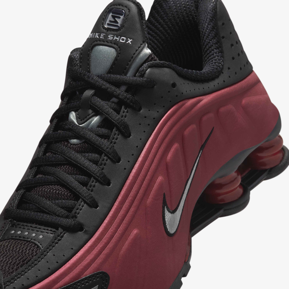 Nike Women's Shox R4 "Black/Metallic Silver/Team Red"