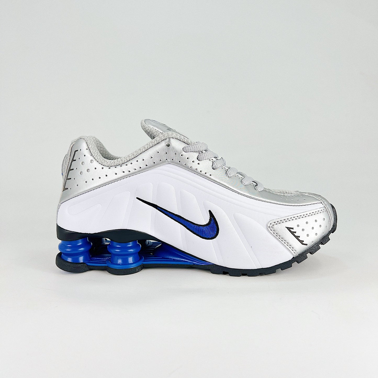 Nike Shox R4 Sneakers
