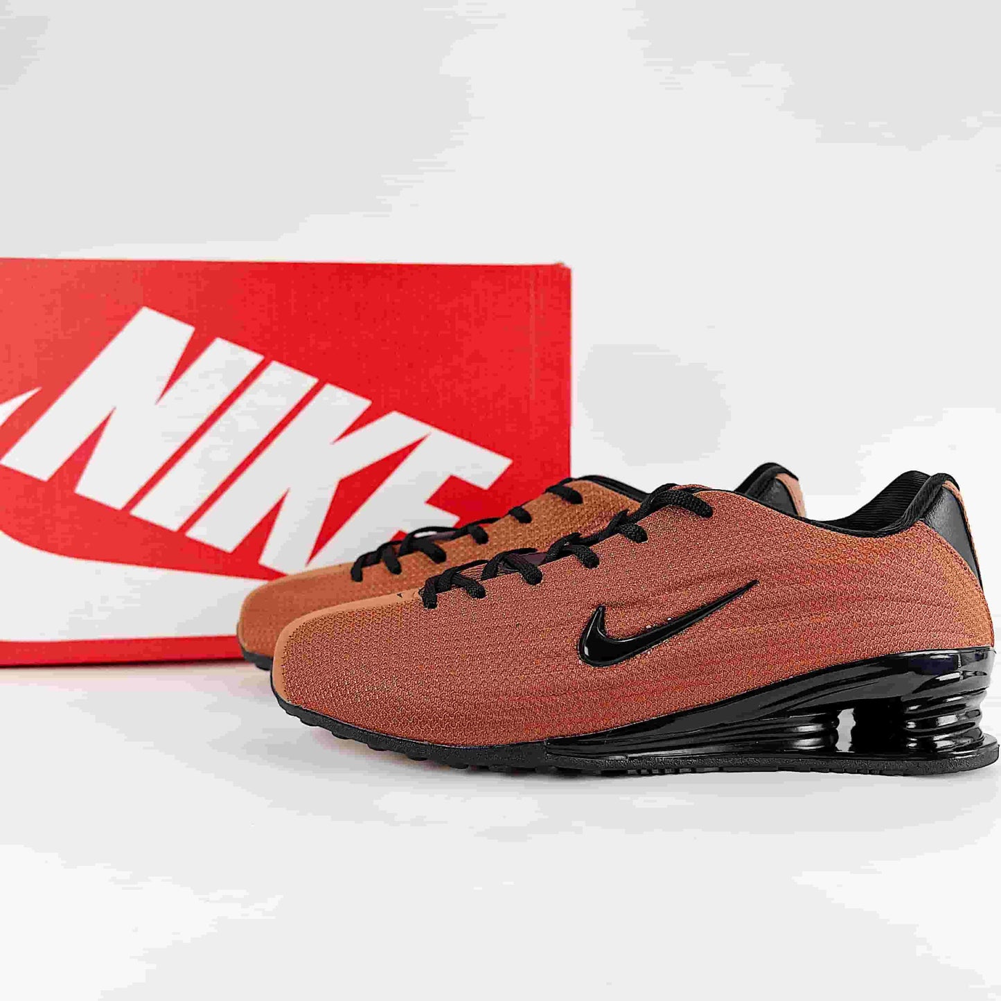 Nike Shox Z Sneakers