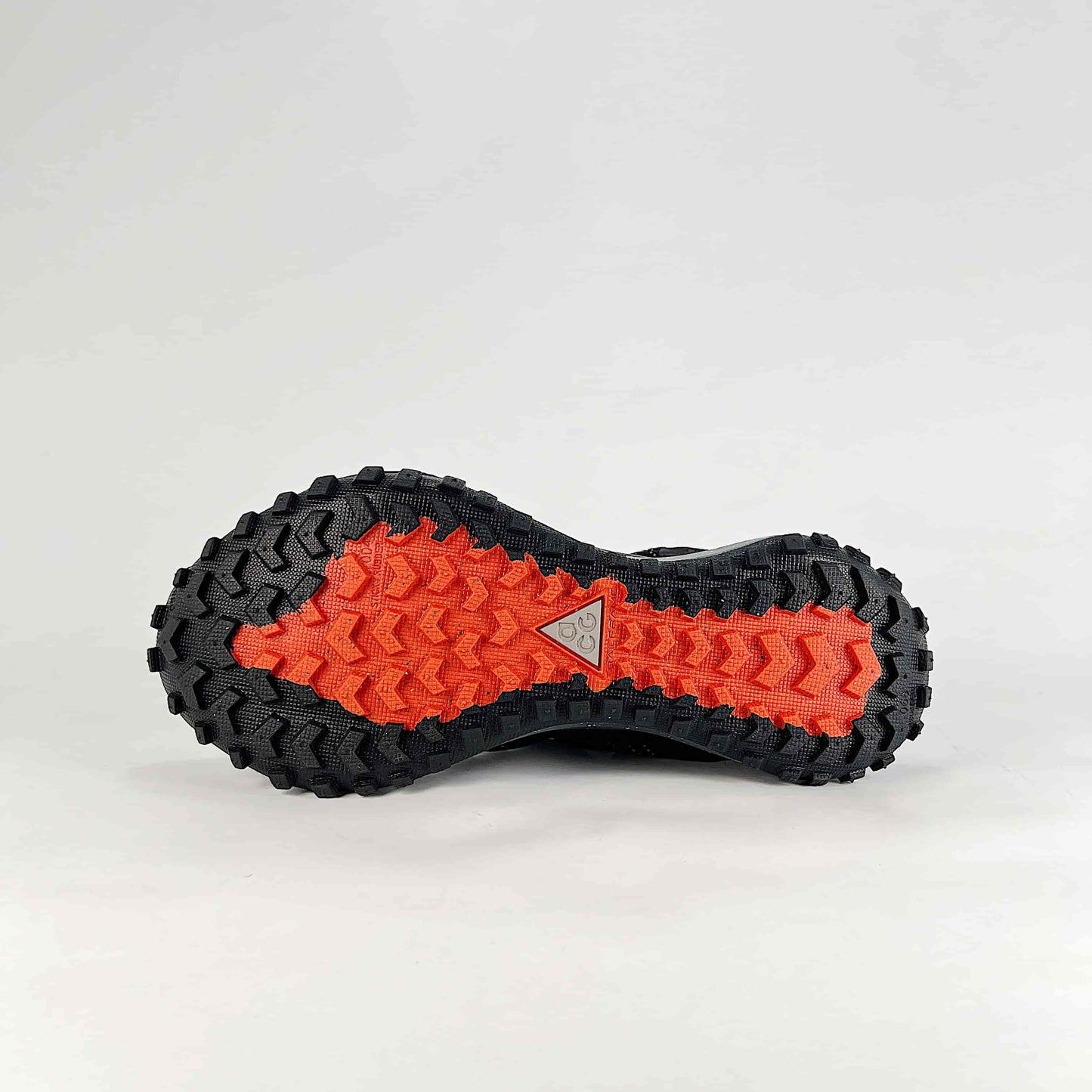 Nike ACG Mountain Fly Low Gore-Tex SE “Dark Grey / Black”