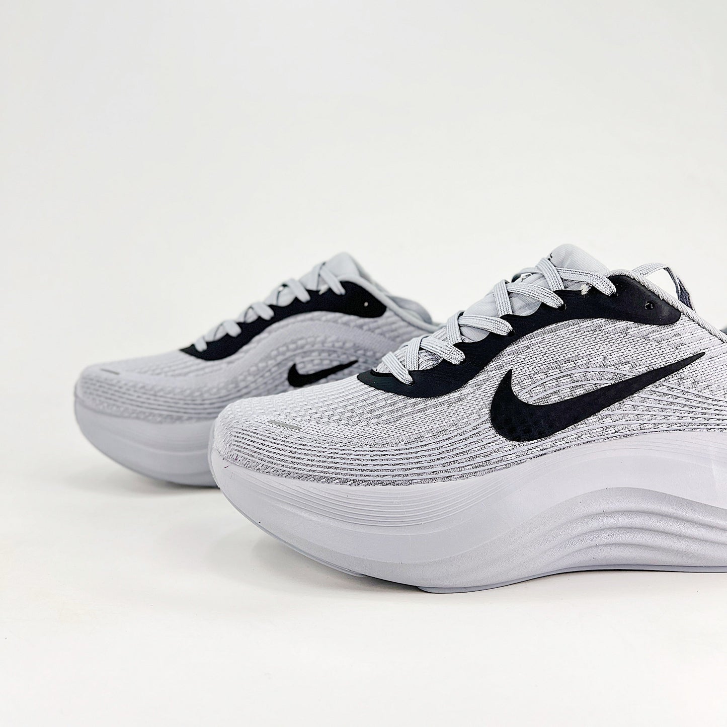 Nike Vomero Plus Running Shoes