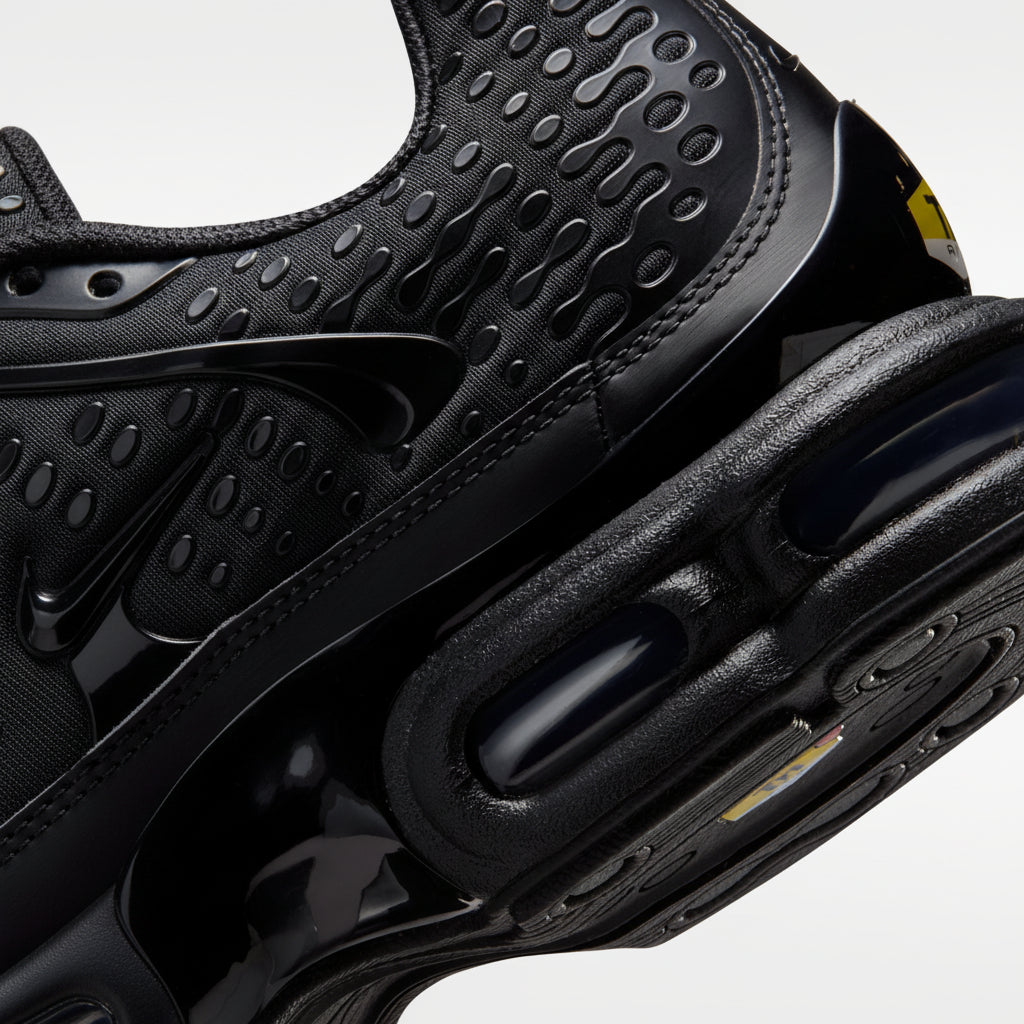 Nike Air Max Plus VII Black Sneakers
