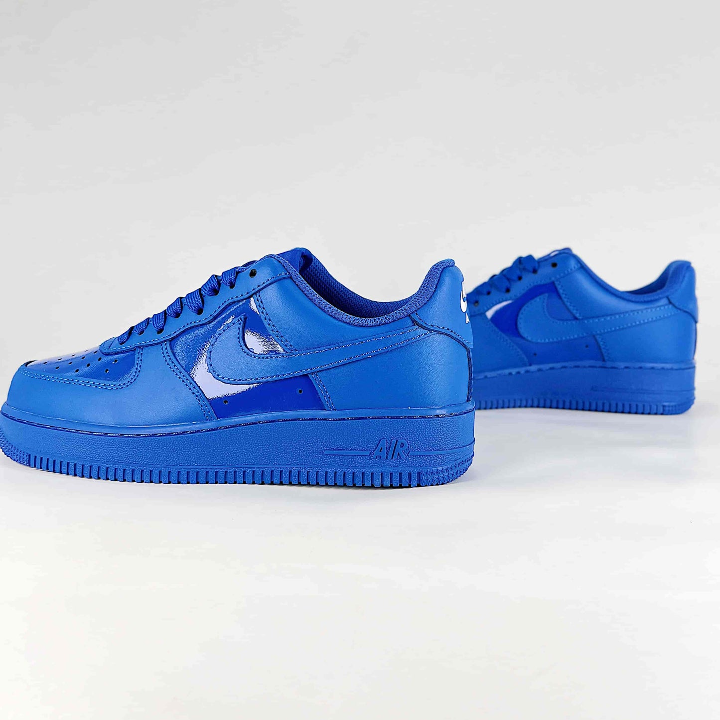 Nike Air Force 1 ’07 SE “Old Royal” Sneakers