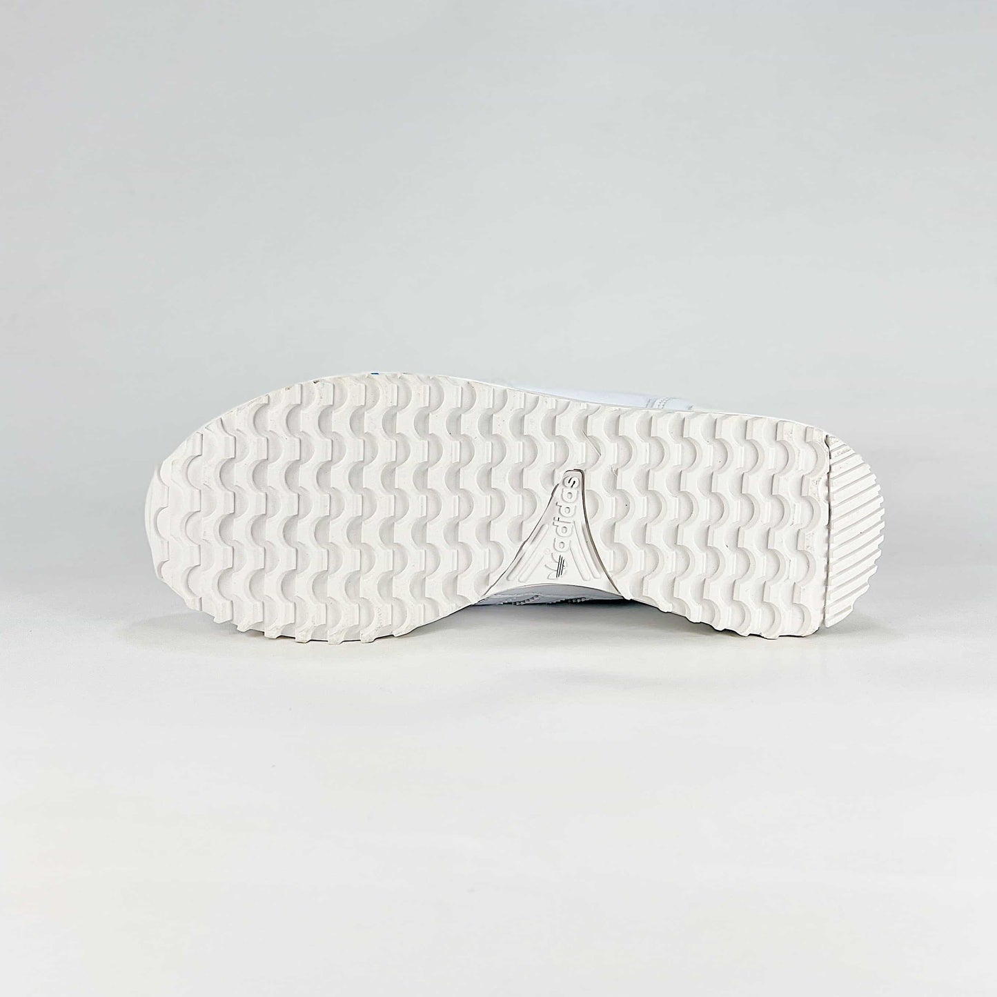Adidas ZX 700 Sneakers