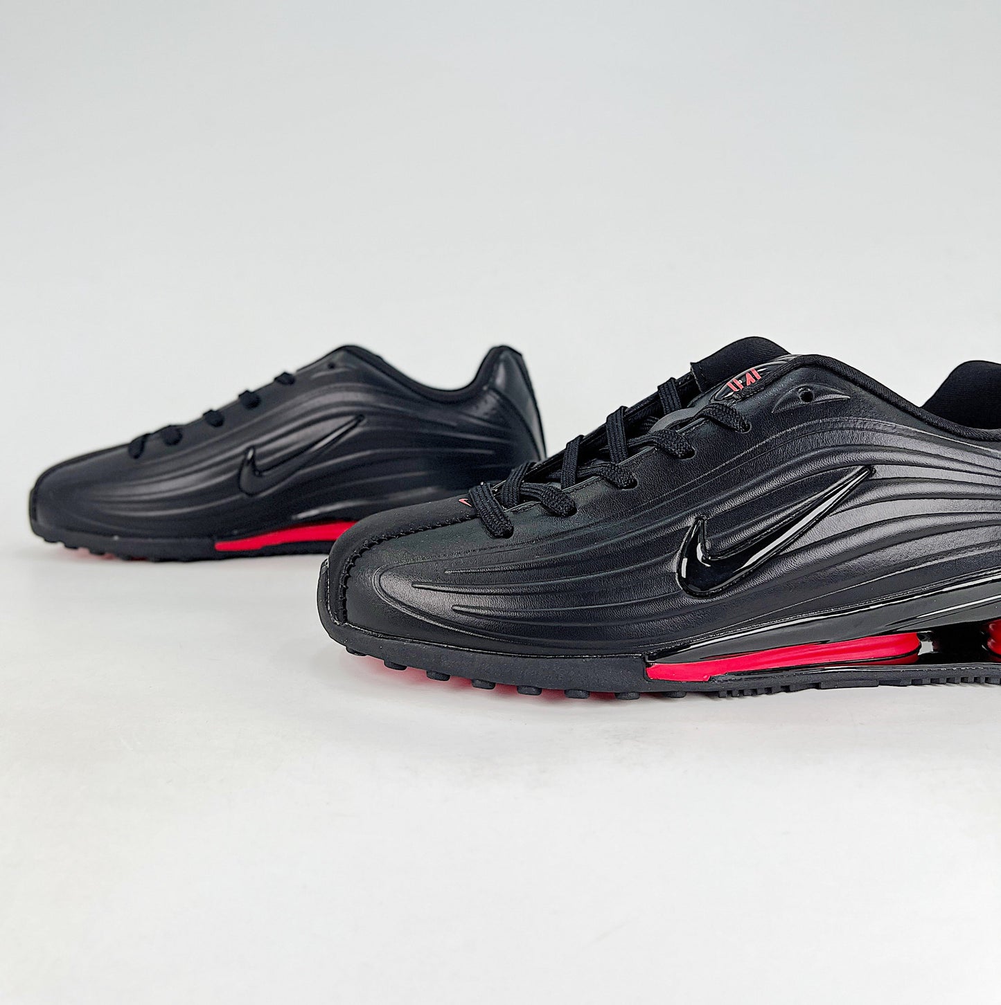 Nike Shox Z Sneakers