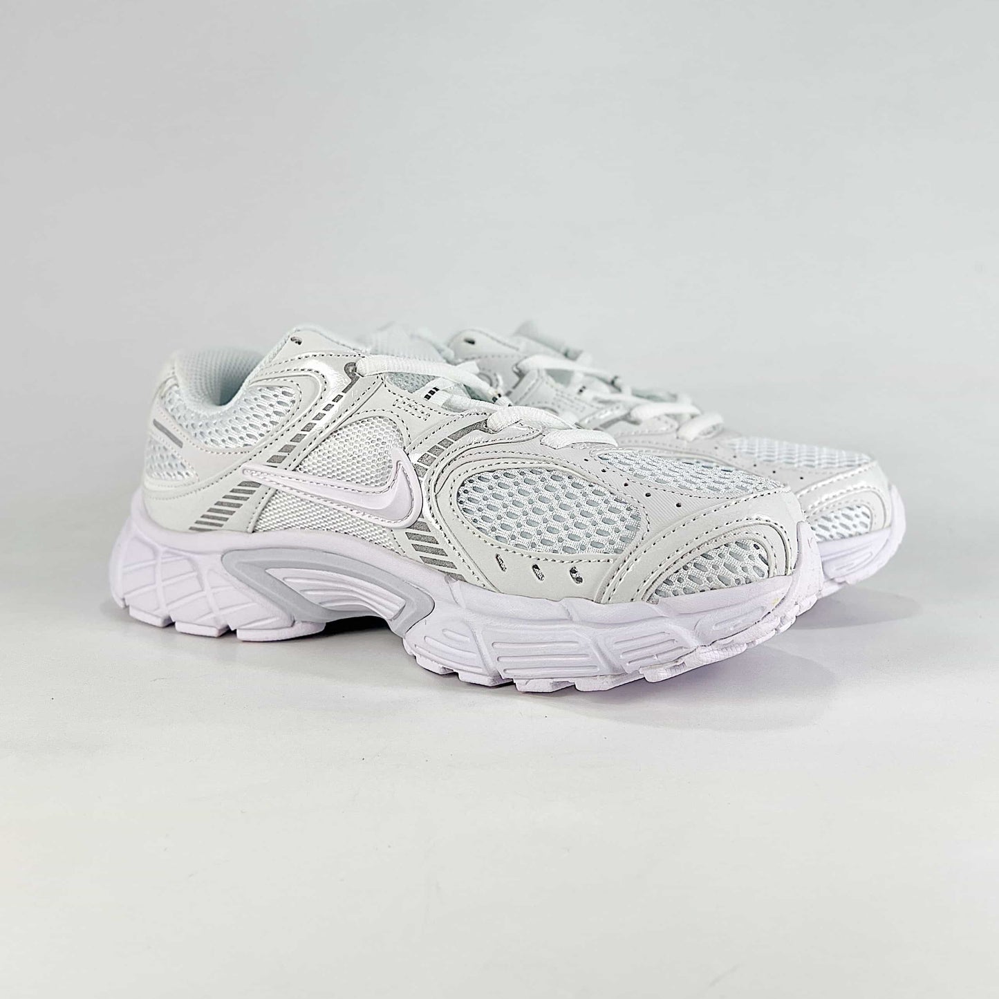 Nike V5 RNR Sneakers
