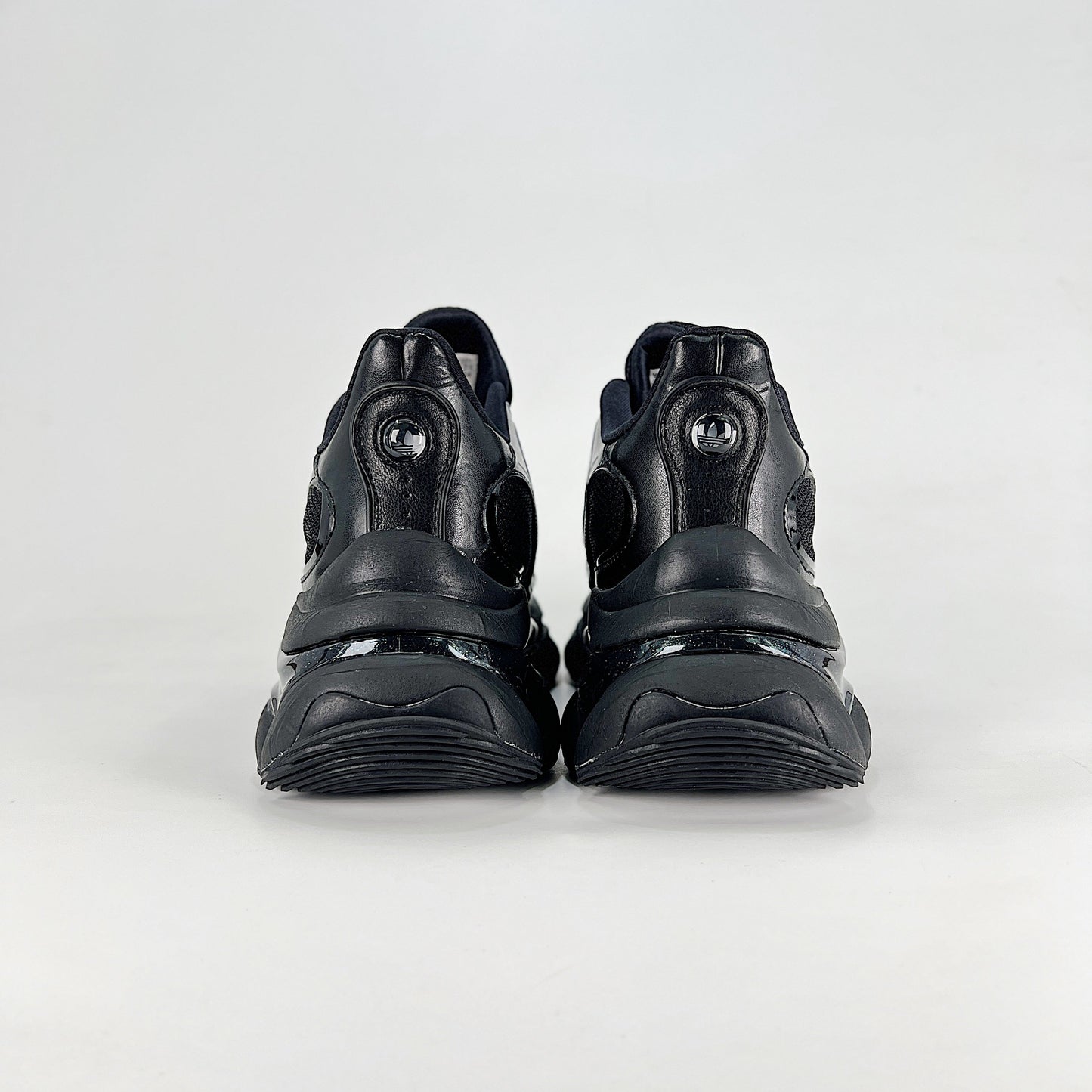 Adidas Ozvenuz Sneakers