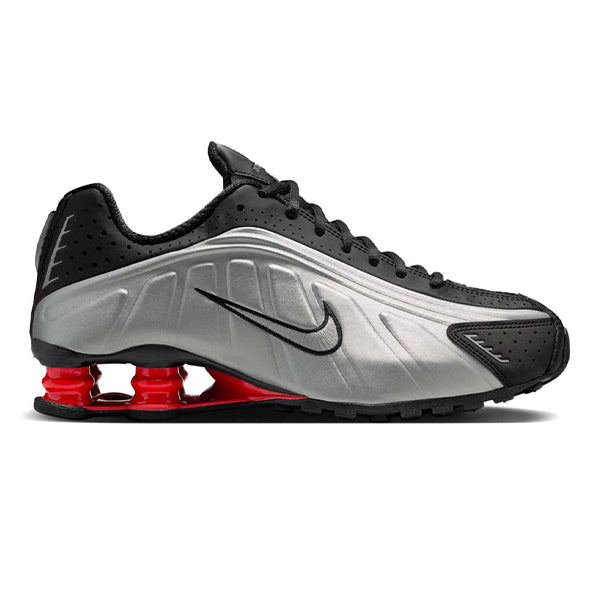 Nike Shox R4 “Black – Metallic Silver” Sneaker