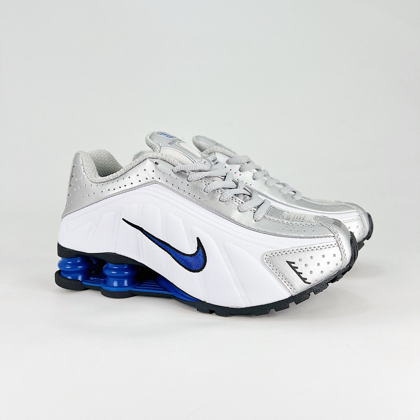 Nike Shox R4 Sneakers