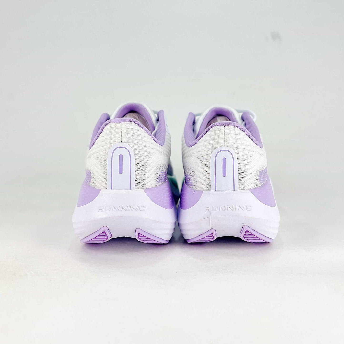 Nike Journey Run Sneakers