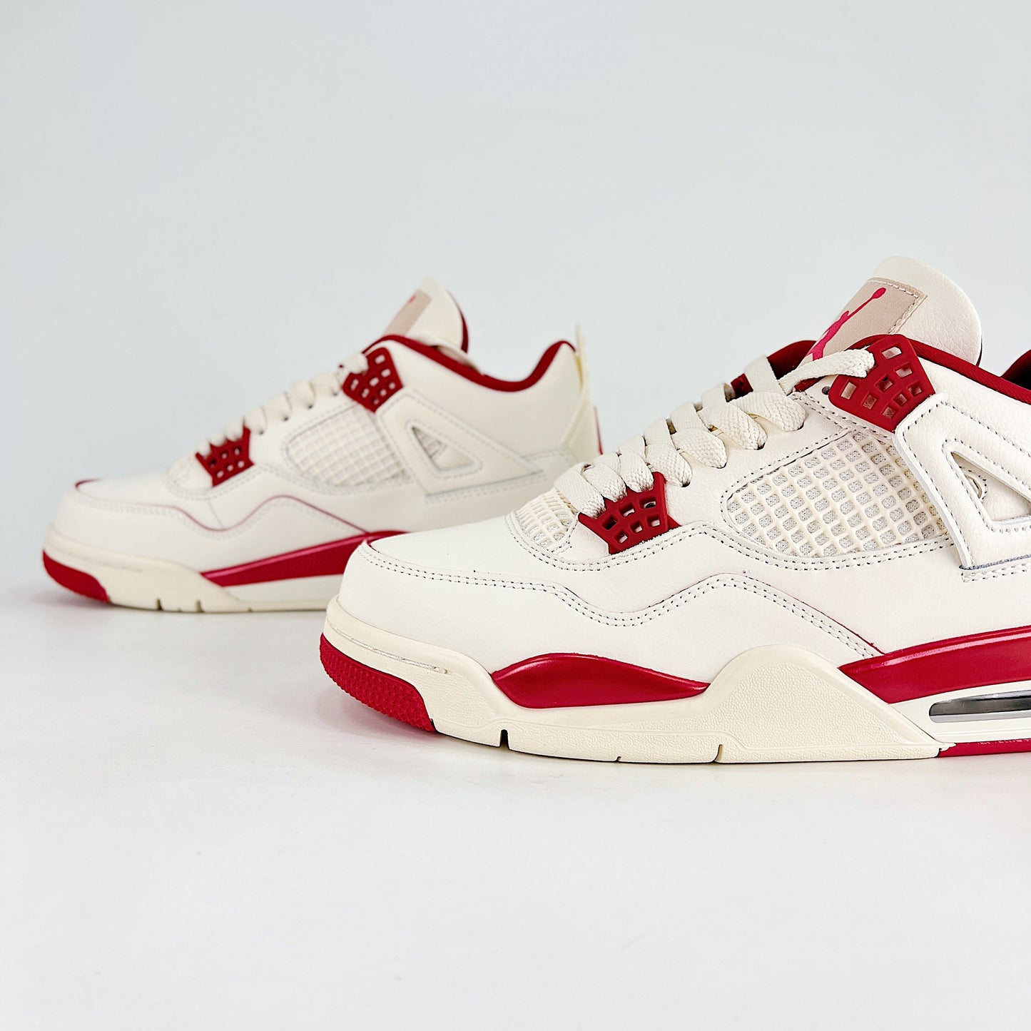 Nike Air Jordan 4 Retro Sneakers