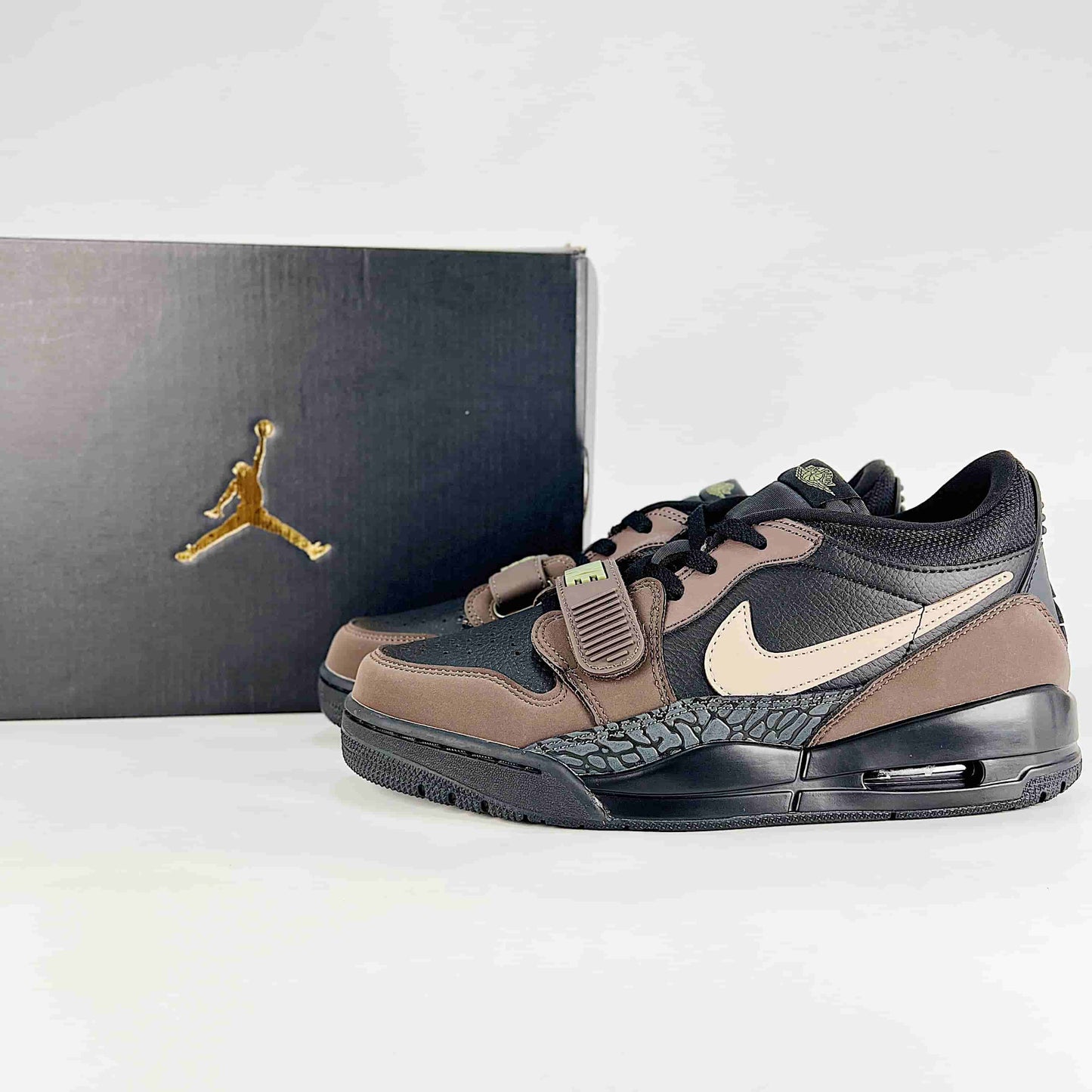 Nike Air Jordan Legacy 312 Low Sneakers