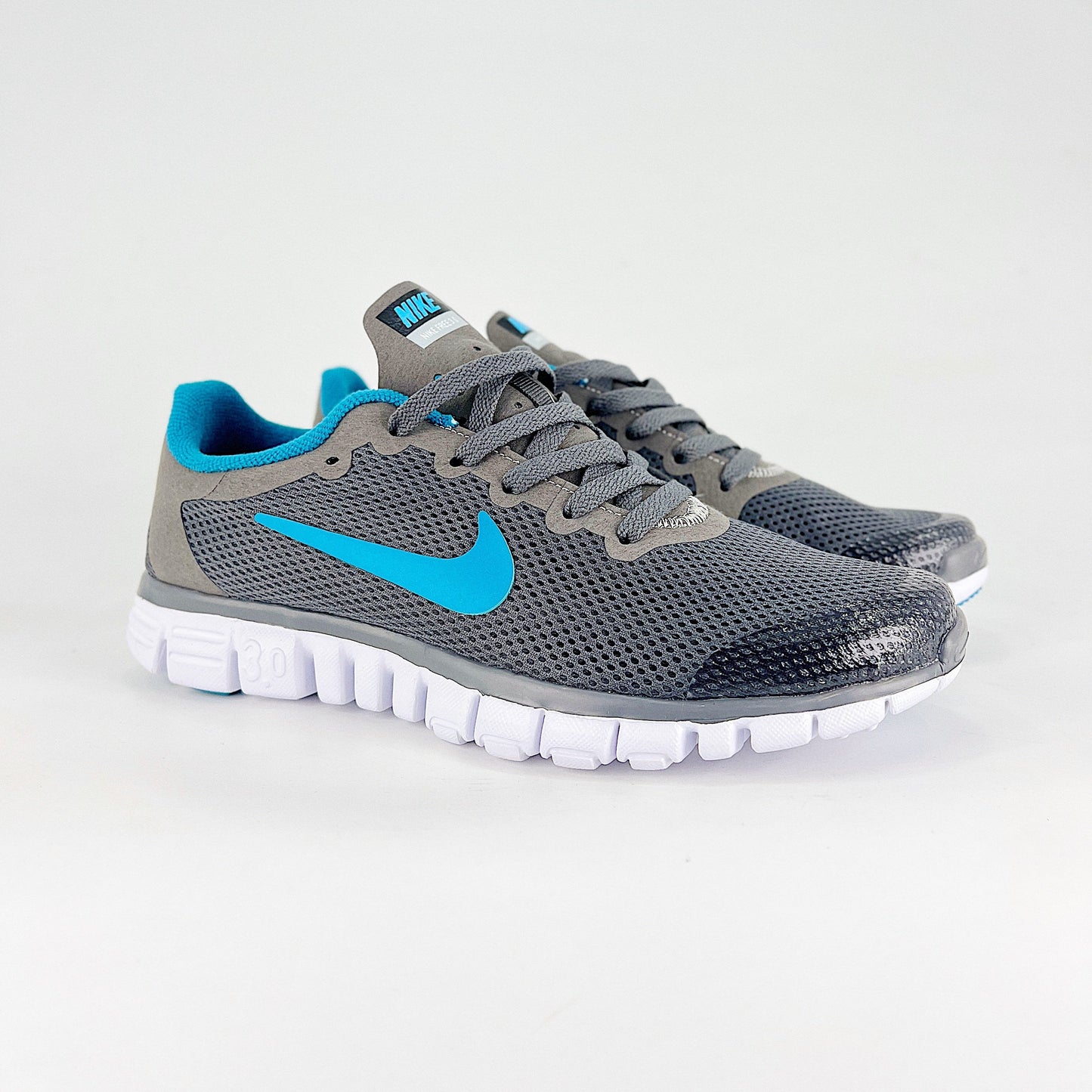 Nike Free 3.0 V2 Running Shoes