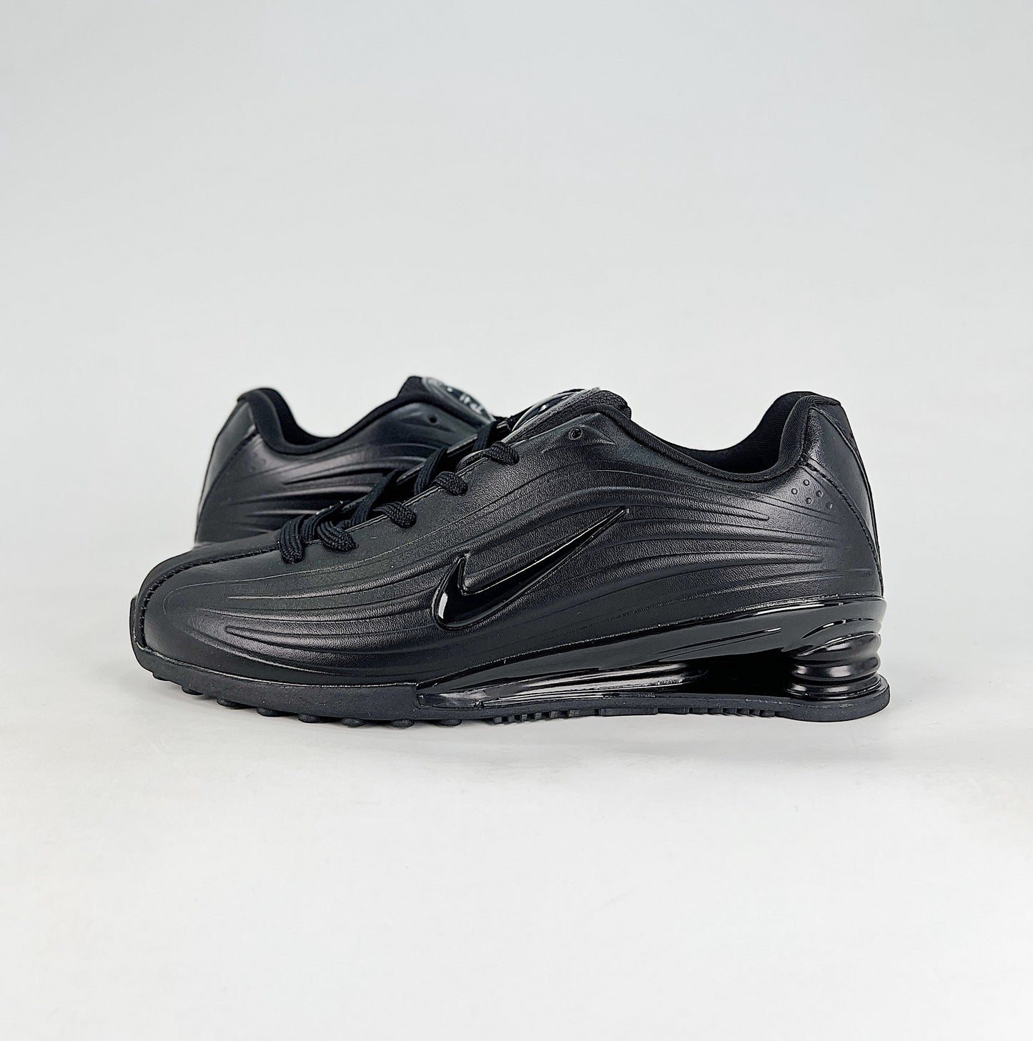 Nike Shox Z Sneakers