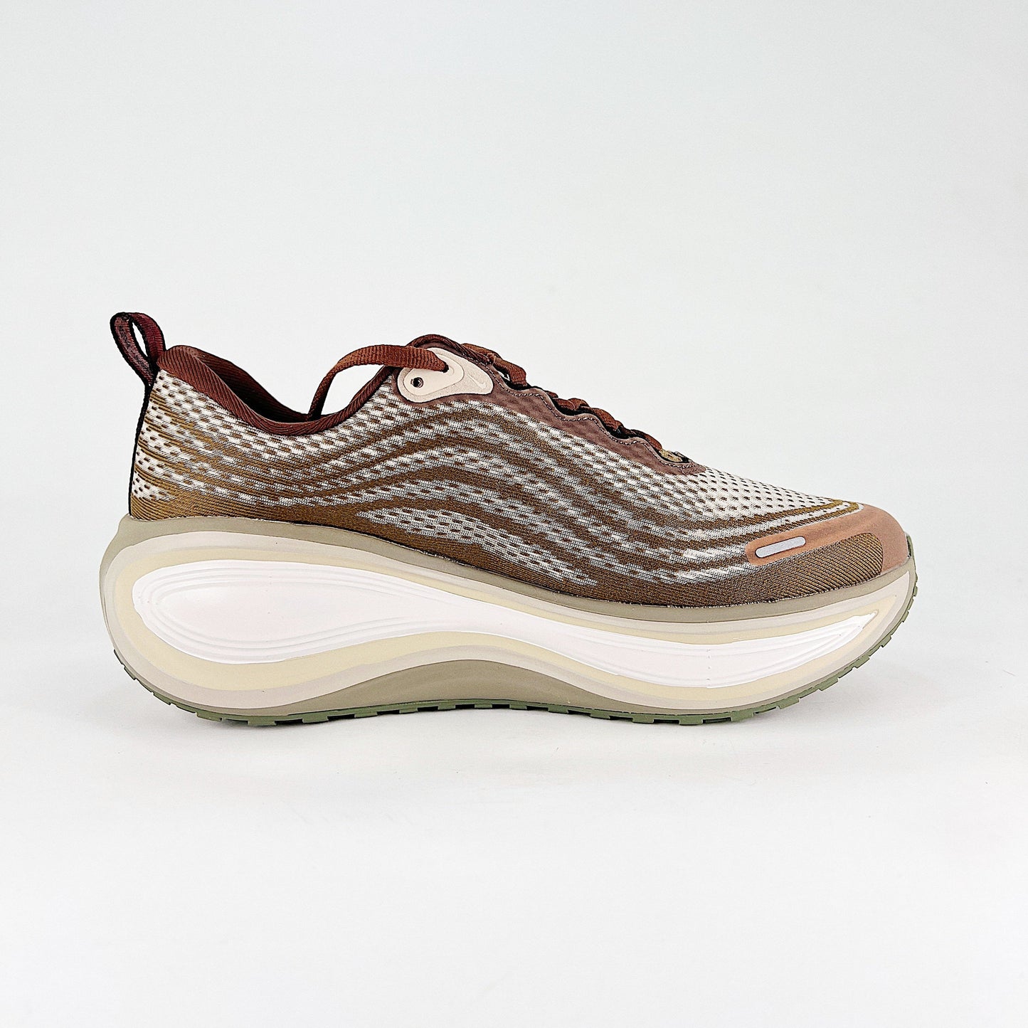 Nike Vomero Plus Sneakers