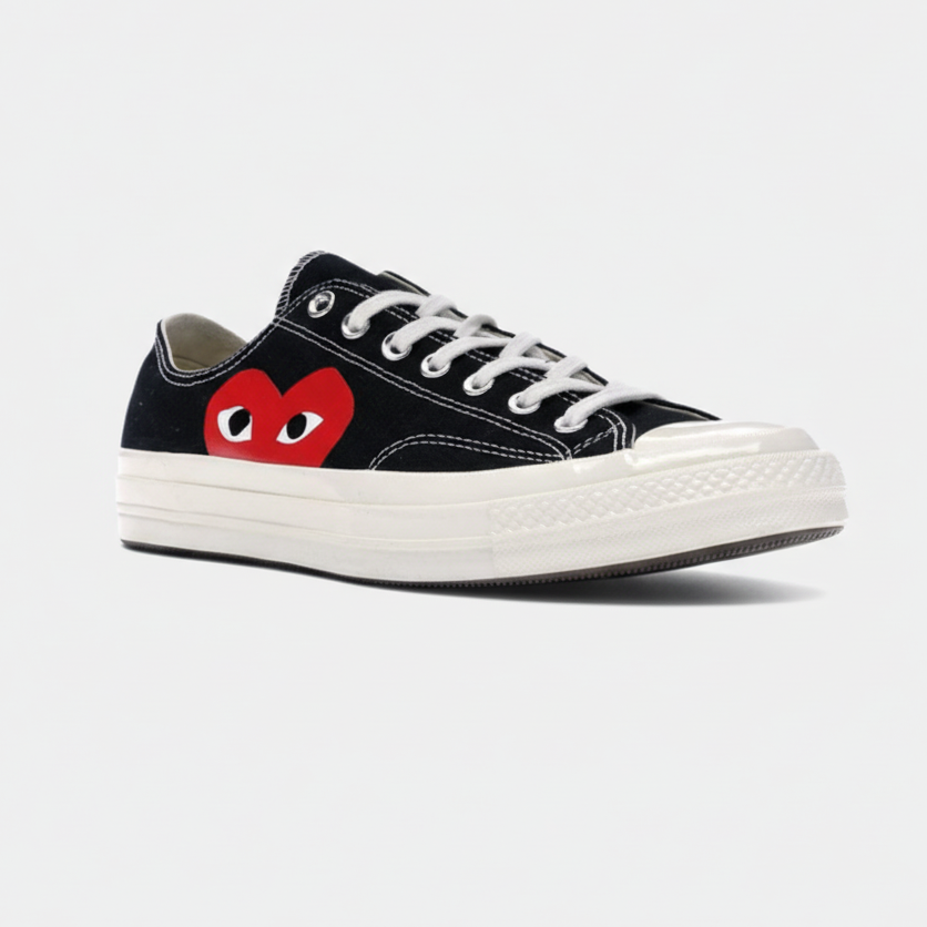 Comme des Garçons Play Converse Edition Half Heart Chuck ’70 Low Prestige Stride