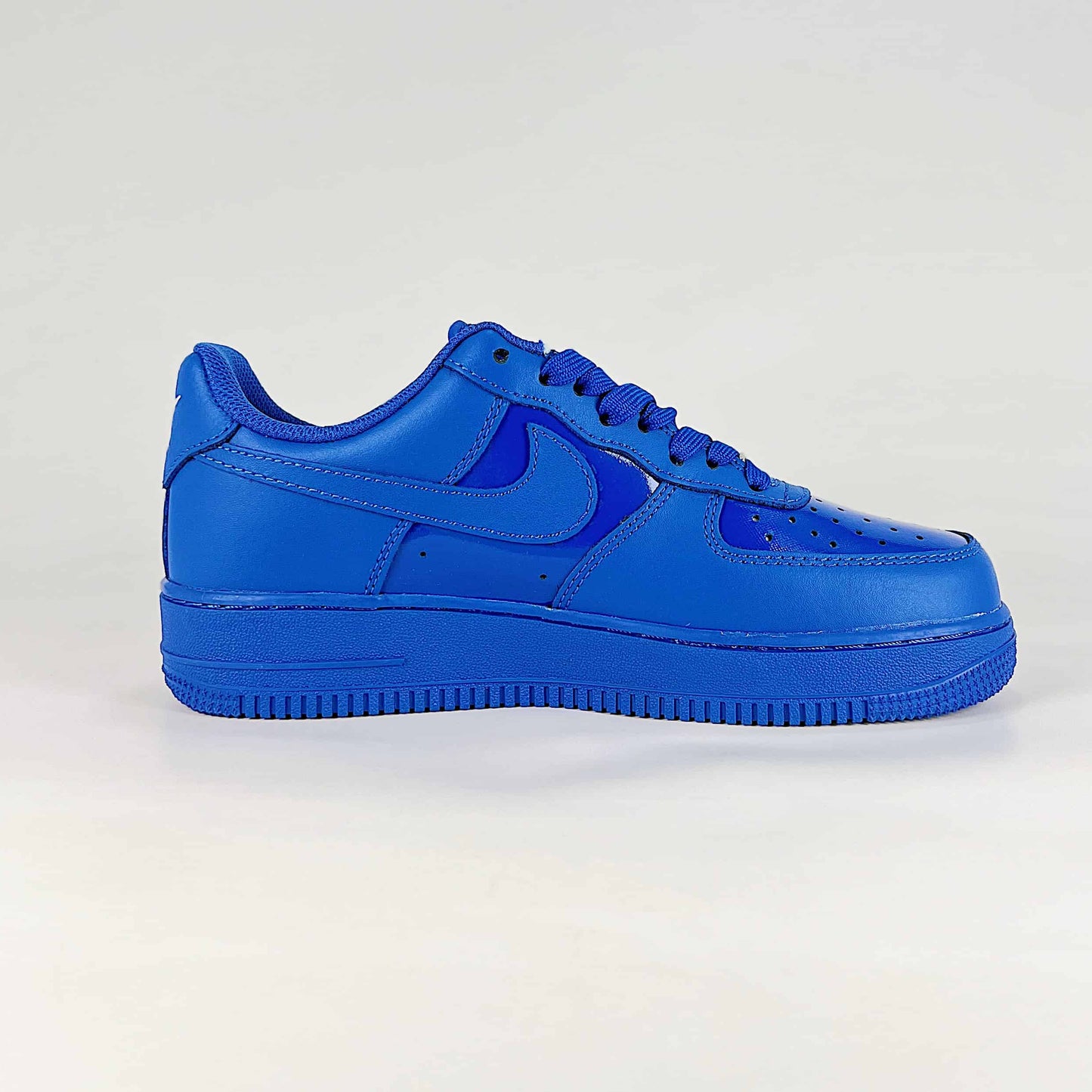 Nike Air Force 1 ’07 SE “Old Royal” Sneakers