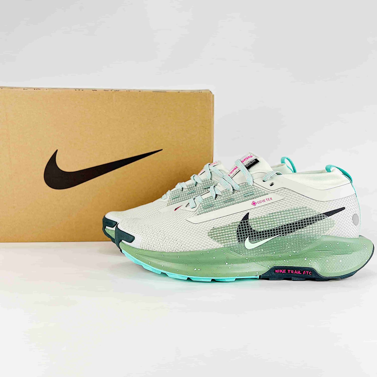 Nike Pegasus Trail 5 GORE-TEX Sneakers