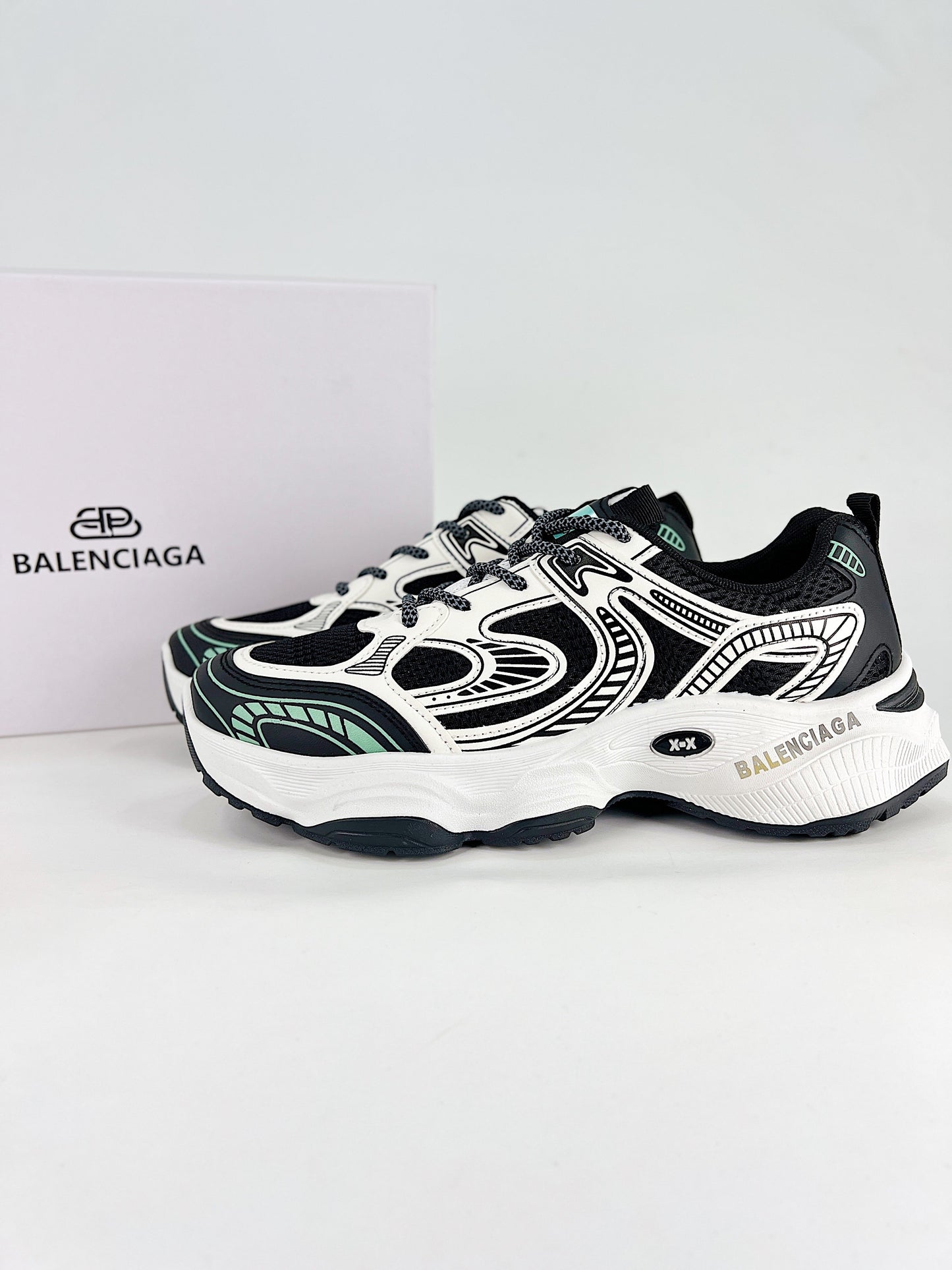 Balenciaga 3XL Sneakers