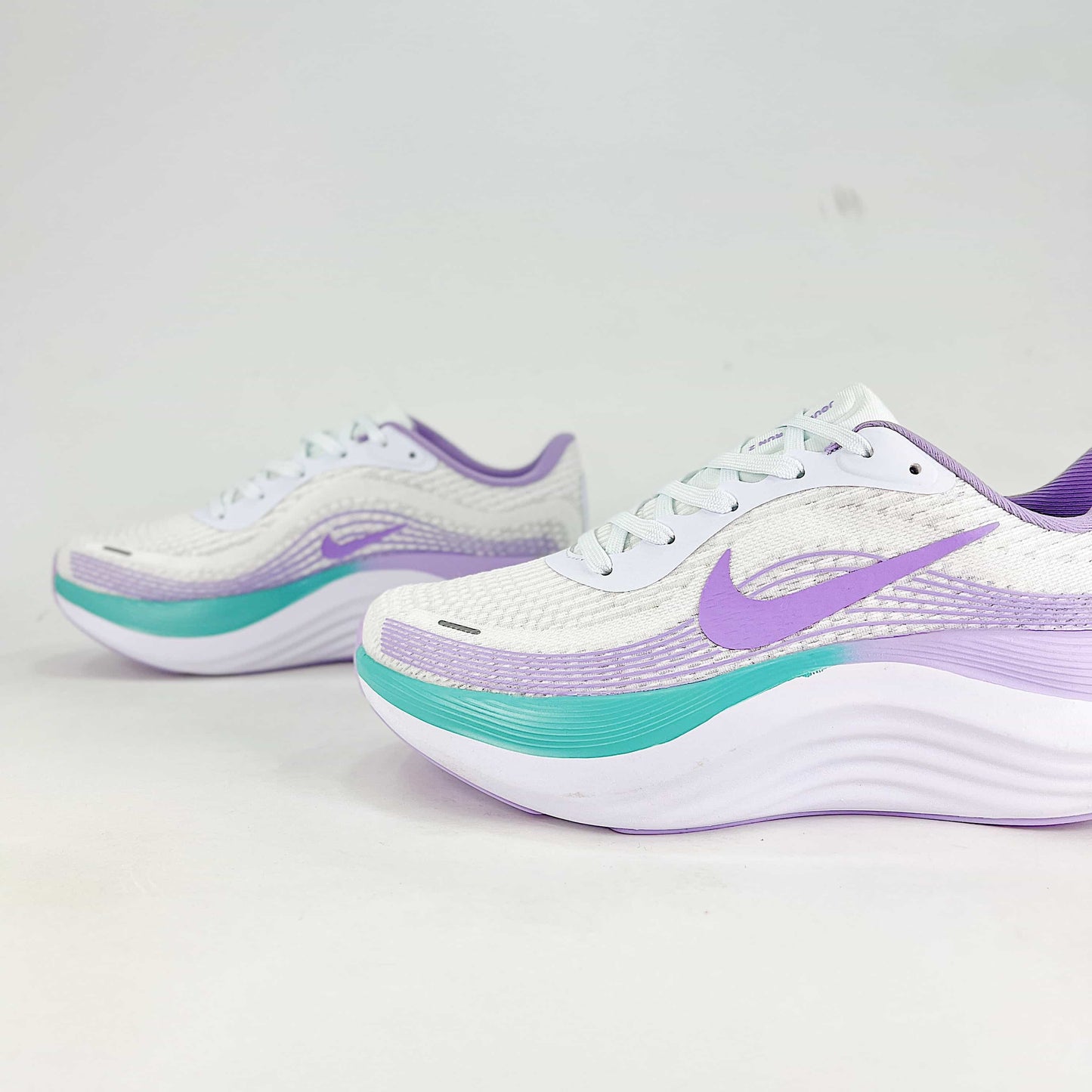 Nike Journey Run Sneakers