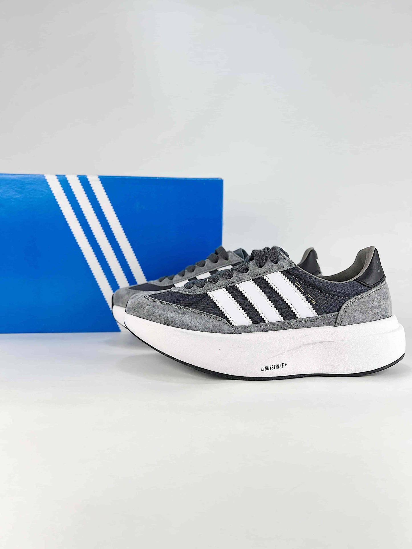 Adidas SL 72 Pro Sneakers