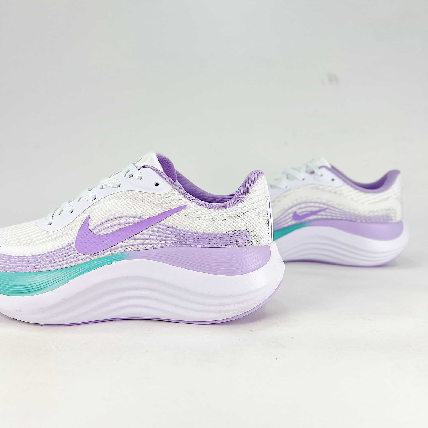 Nike Journey Run Sneakers