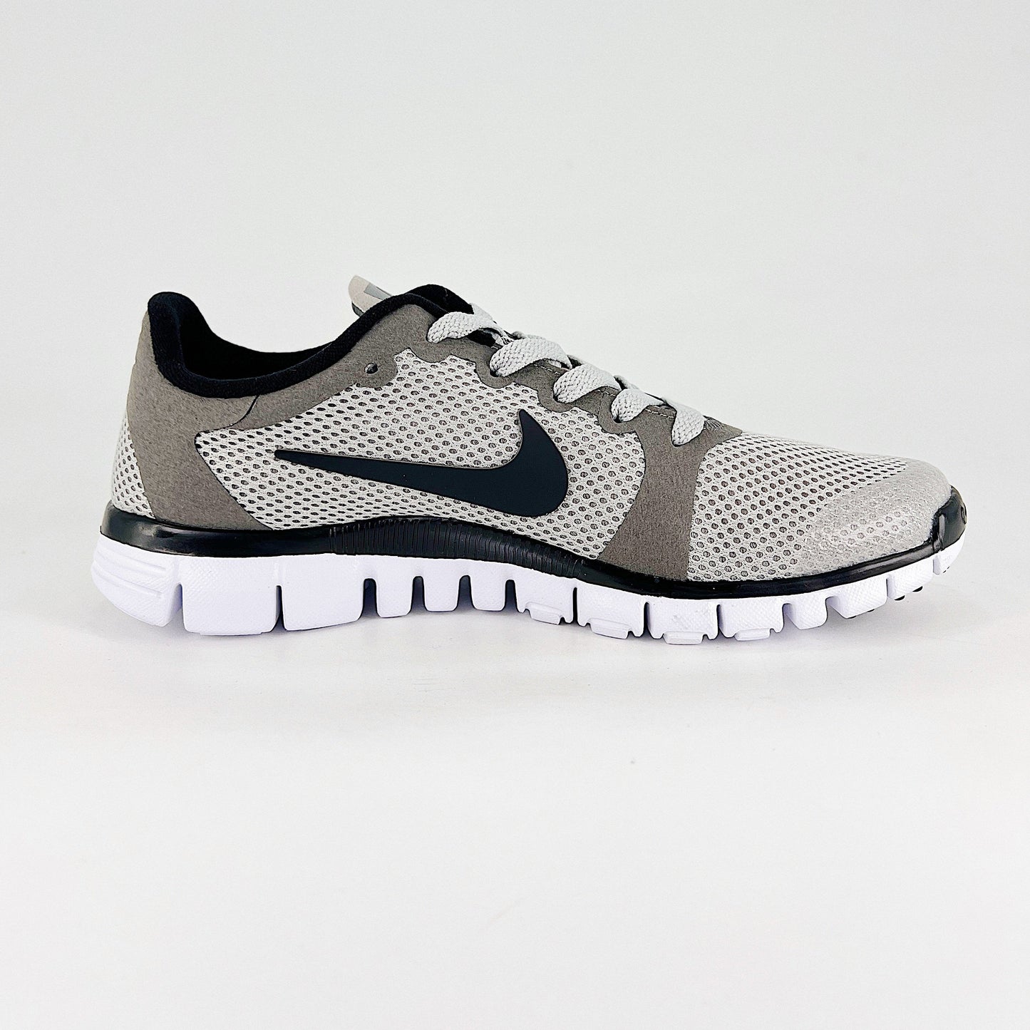 Nike Free 3.0 V2 Running Shoes