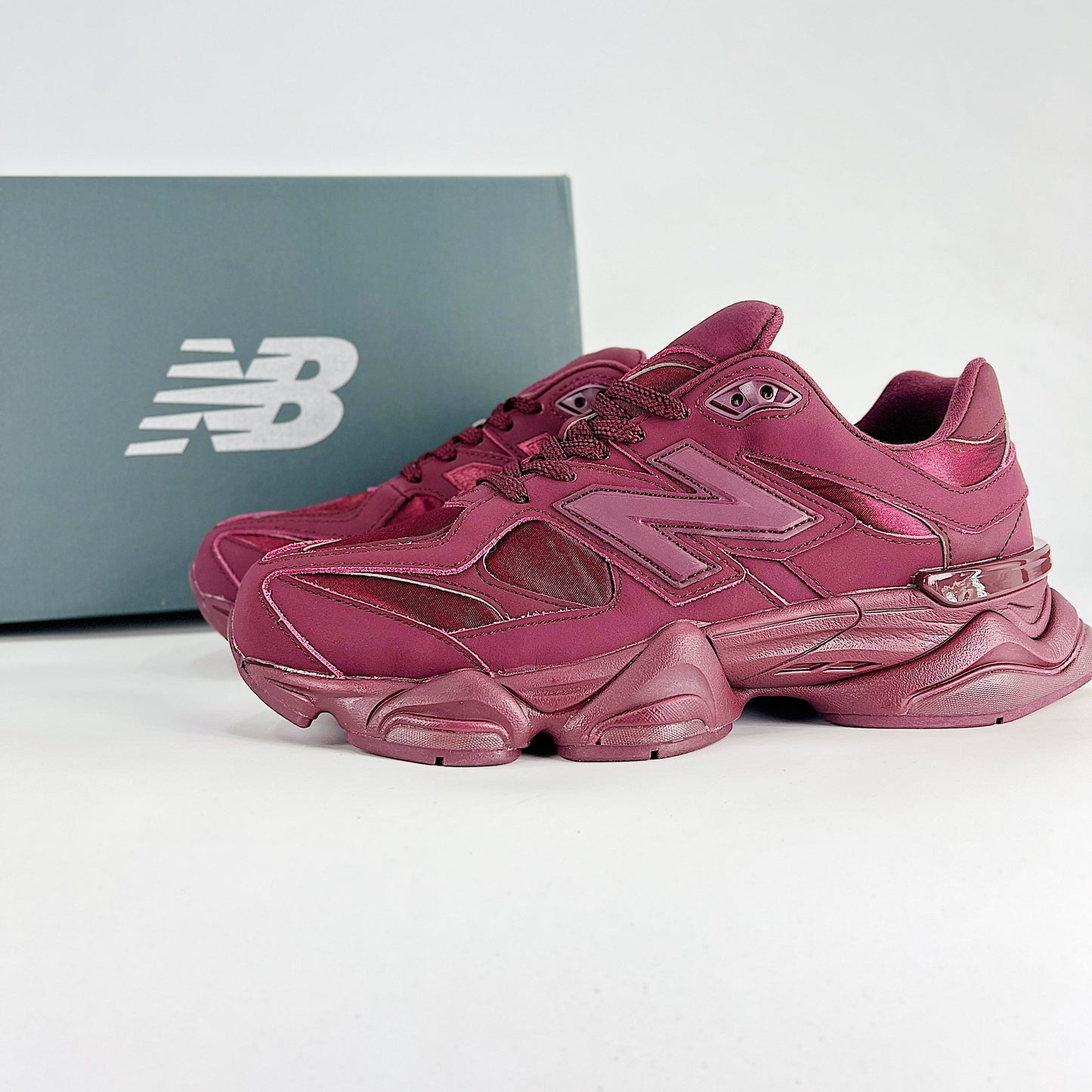 New Balance NB 9060 Sneakers