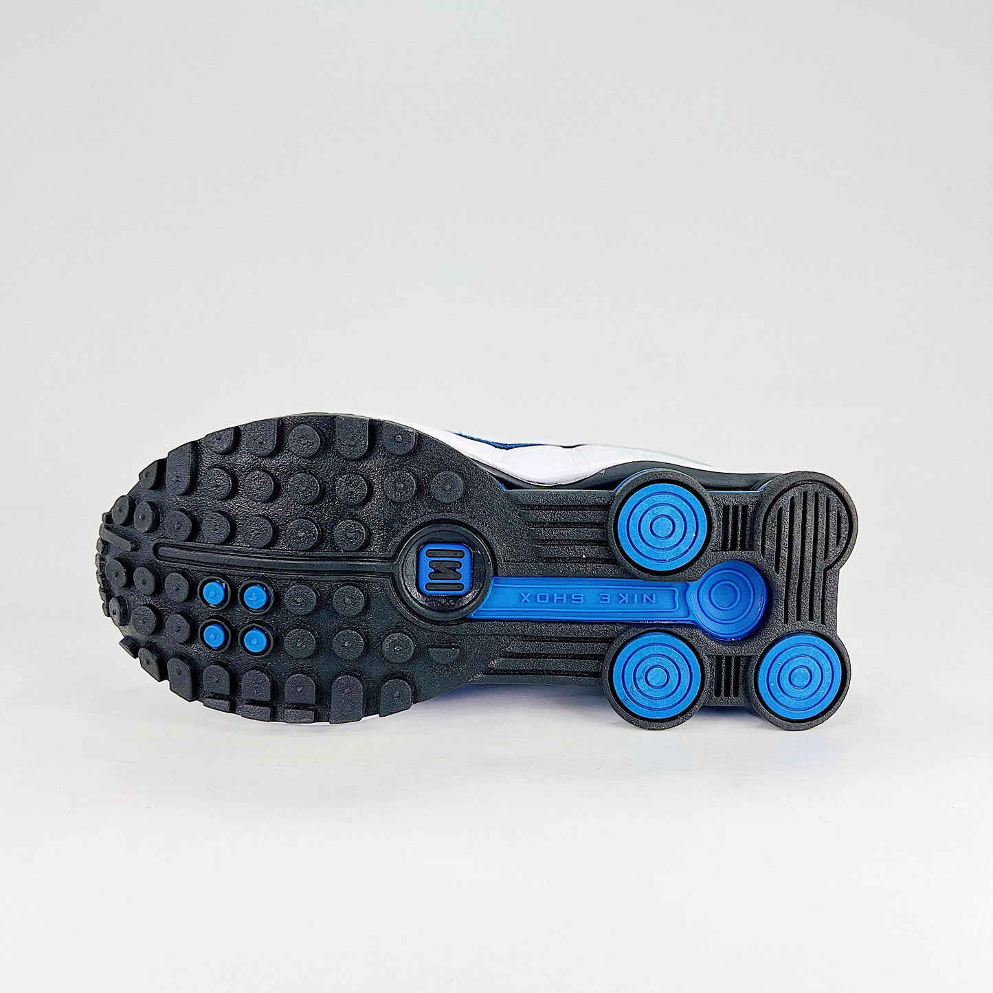 Nike Shox R4 Sneakers