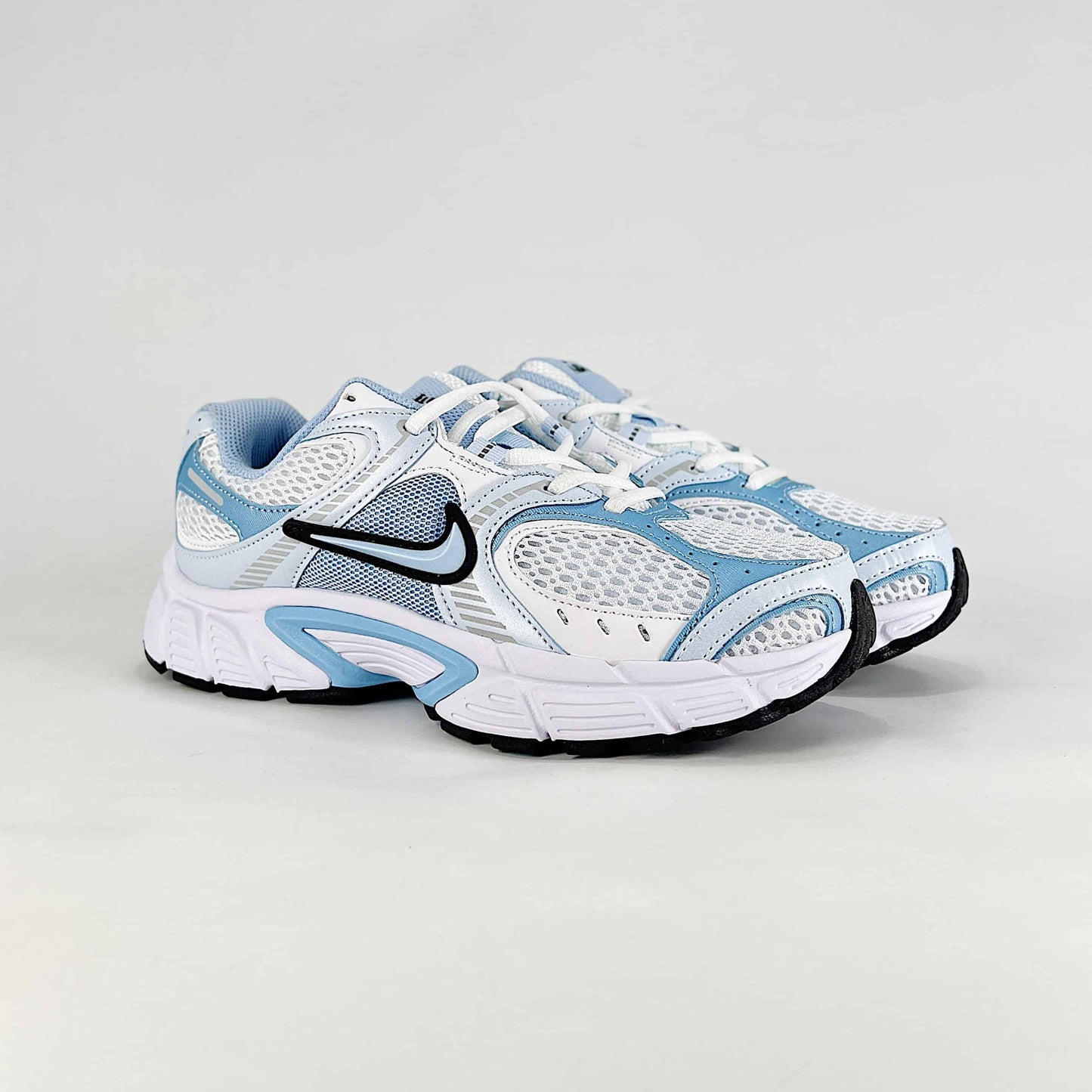 Nike V5 RNR Sneakers