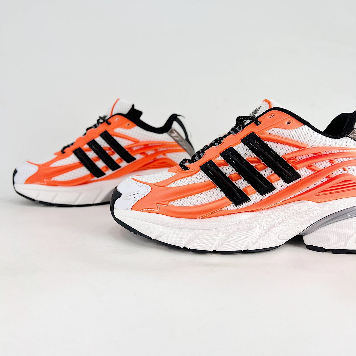 Adidas Adistar Jellyfish x Pharrell Williams Sneakers